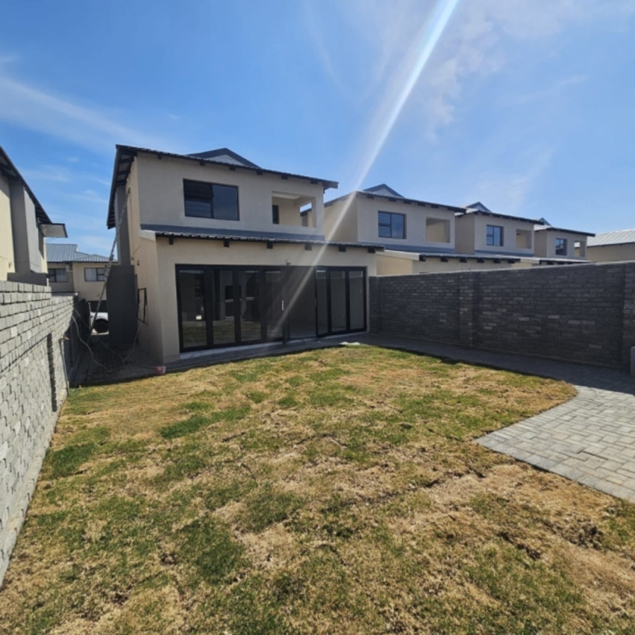 To Let 3 Bedroom Property for Rent in Cashan North West